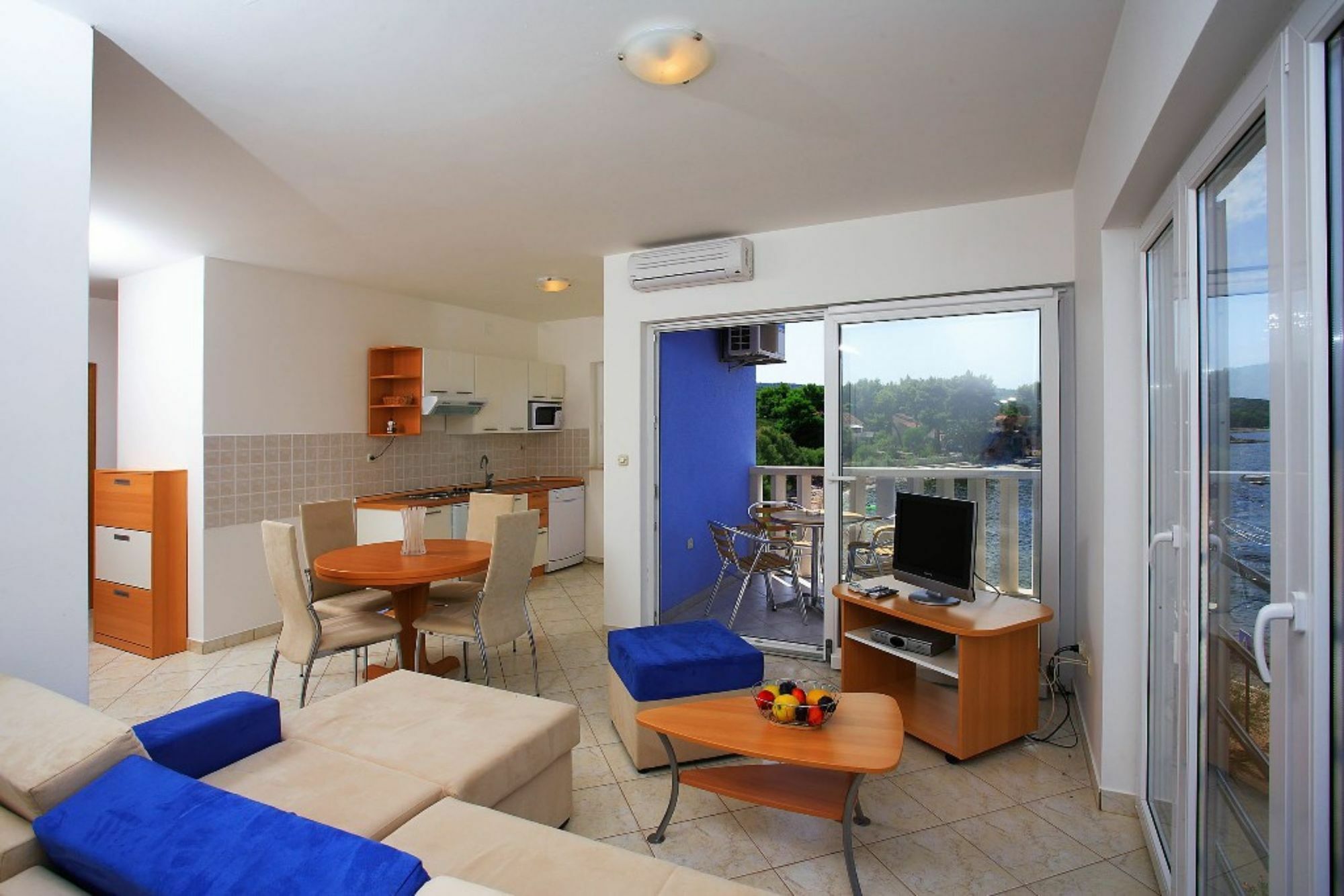 Aparthotel Marina Gromela Mirce Buitenkant foto