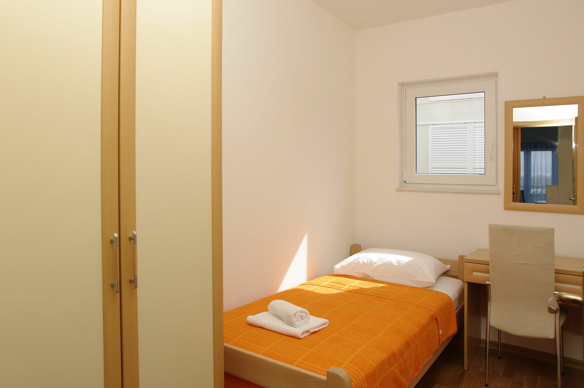 Aparthotel Marina Gromela Mirce Buitenkant foto